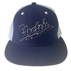 Electric fitted mesh hat